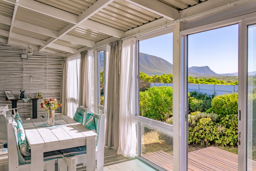 2 Bedroom Property for Sale in Kleinbaai Western Cape